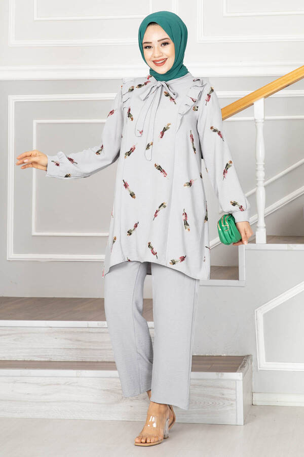 Eylül Nakışlı Tesettür Tunik Takım Gri