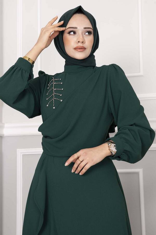 MD - Kayla Fırfırlı Tesettür Abiye Zümrüt (1)